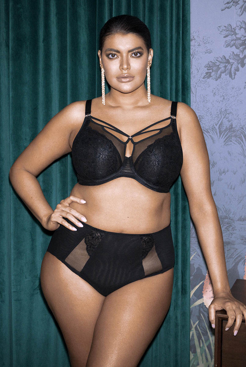 ELOMI - Brianna Black