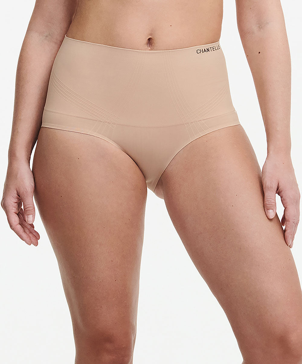Culotte taille haute sculptante invisible Chantelle Smooth Comfort clay nude C10U70-00Q