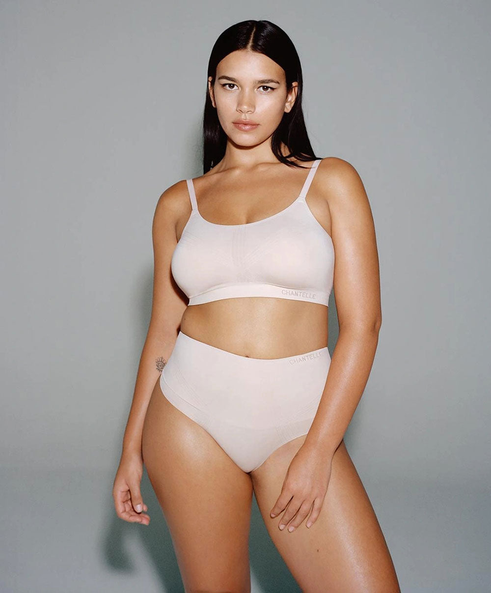 Culotte taille haute sculptante invisible Chantelle Smooth Comfort clay nude C10U70-00Q