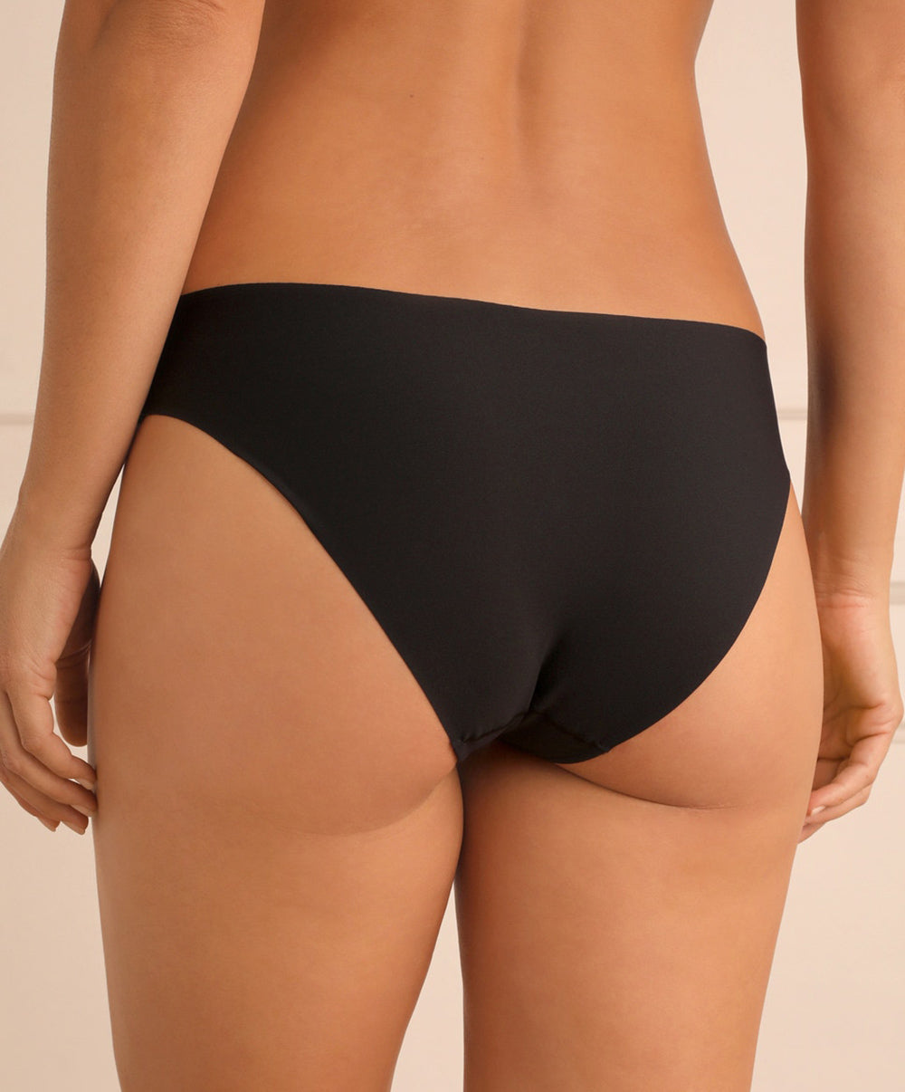 Slip Antigel de Lise Charmel Culte Beauté noir ECH0166-NO