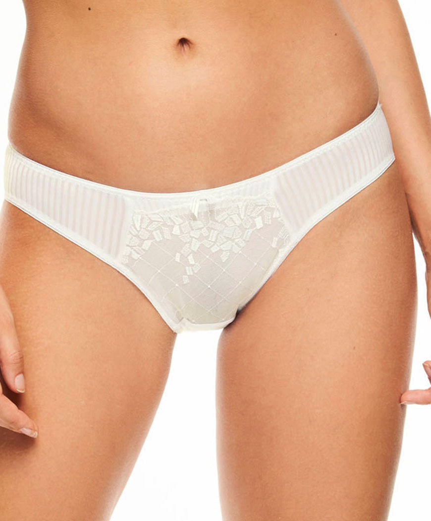 Slip Chantelle Pont Neuf ivoire C13830-035