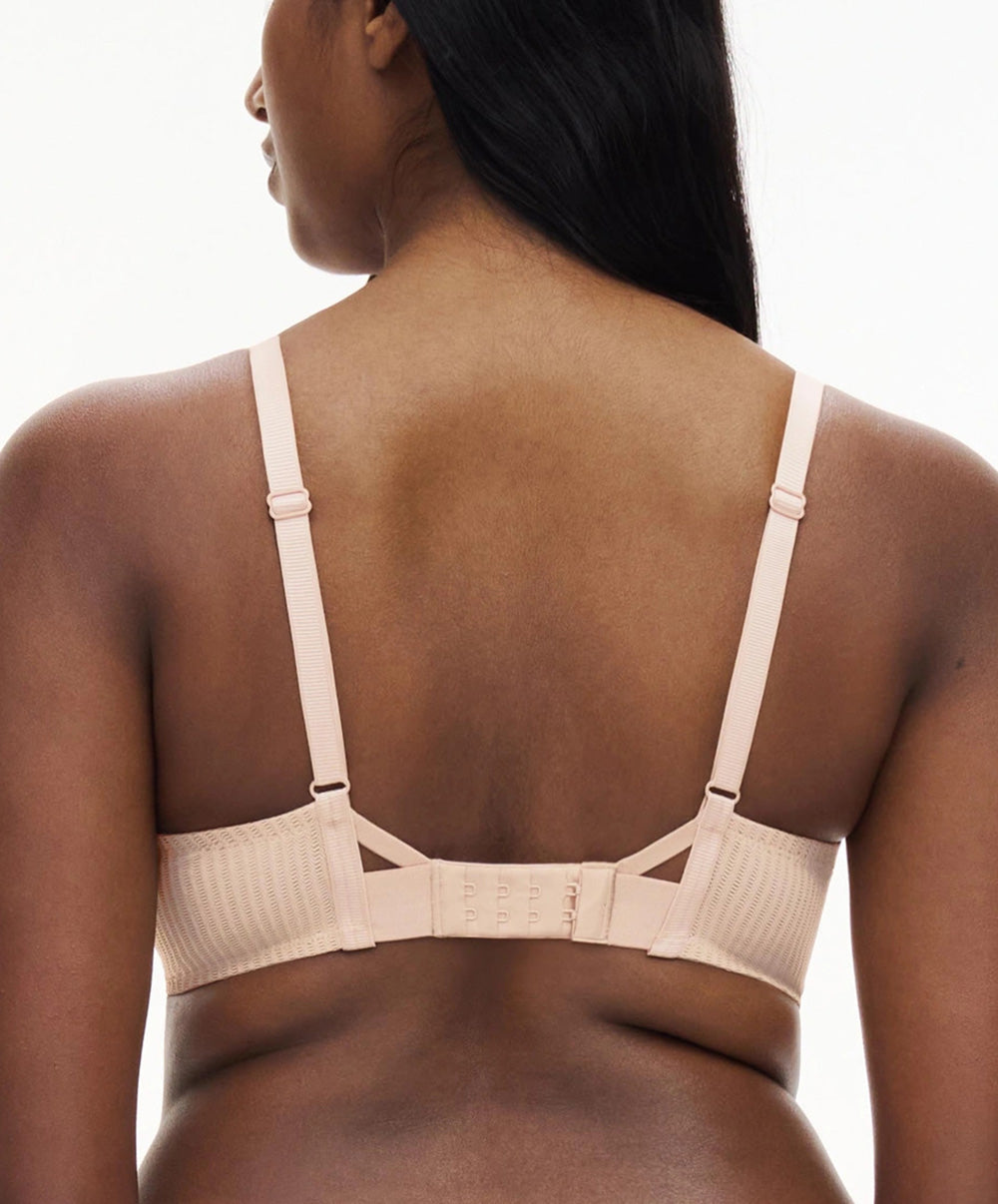 Soutien-gorge armature très enveloppant Chantelle Spice clay nude noir C22BMU-0JK