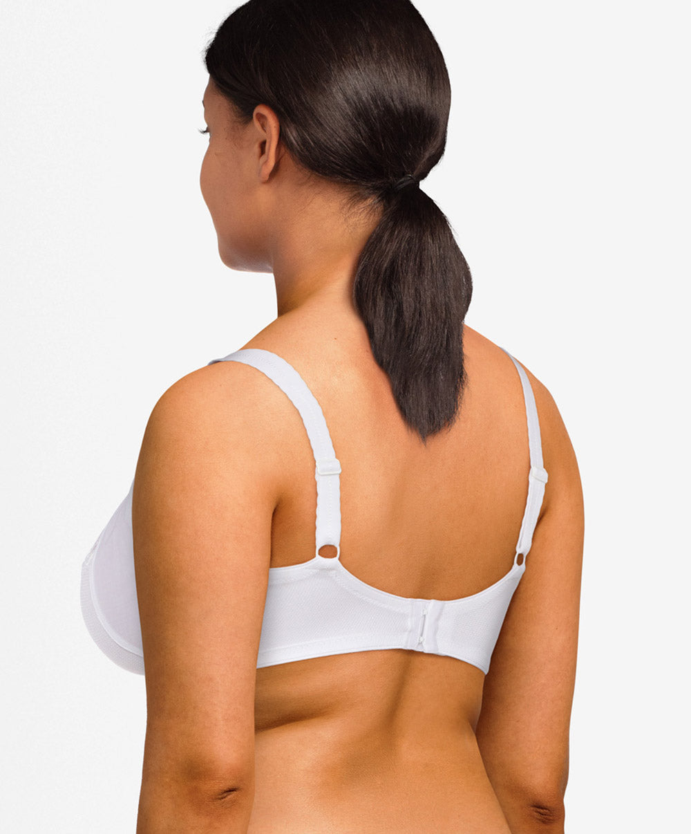 Soutien-gorge armatures grande taille emboitant 3 parties Chantelle Amazone blanc C21010-010