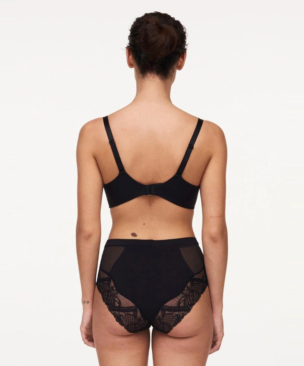 Soutien-gorge armatures très enveloppant Chantelle Orangerie Dream noir C17Q10-011
