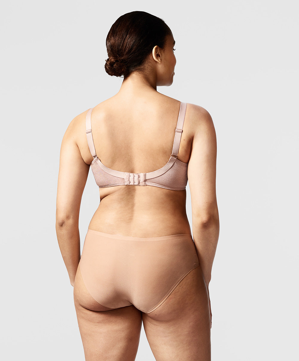 Soutien-gorge moulé enveloppant avec armatures Chantelle Hedona peau C20310-012