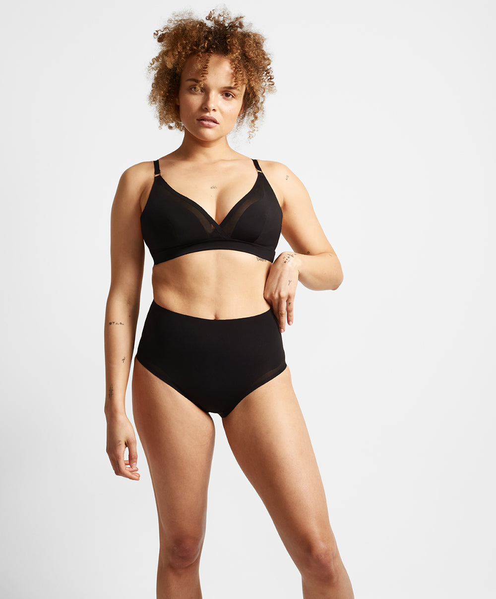 Soutien-gorge sans armatures triangle Chantelle Pure light Noir C10M20-011