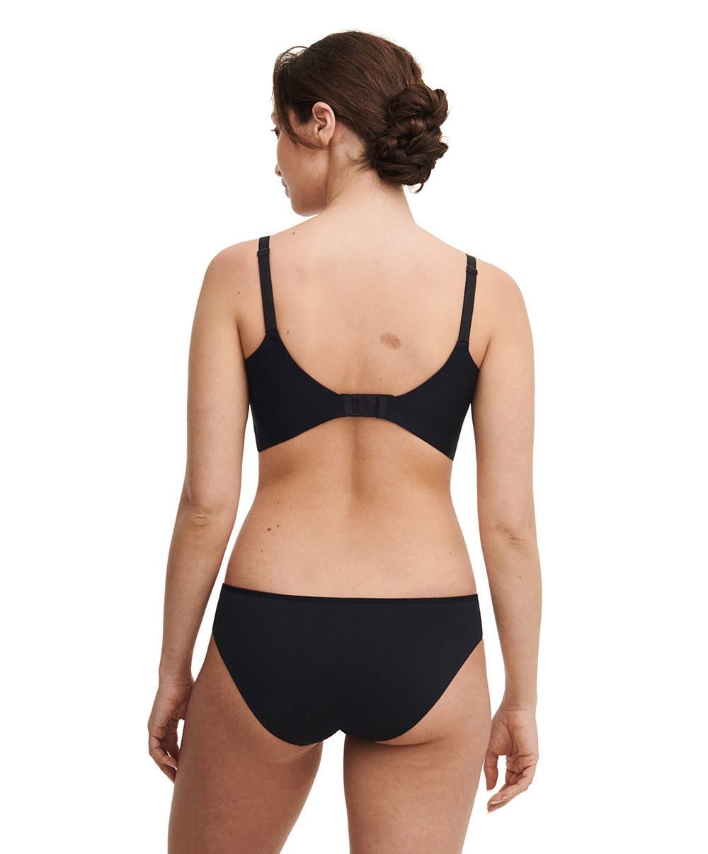 Soutien-gorge sans armatures maintien Chantelle Graphic Support noir C21S20-011
