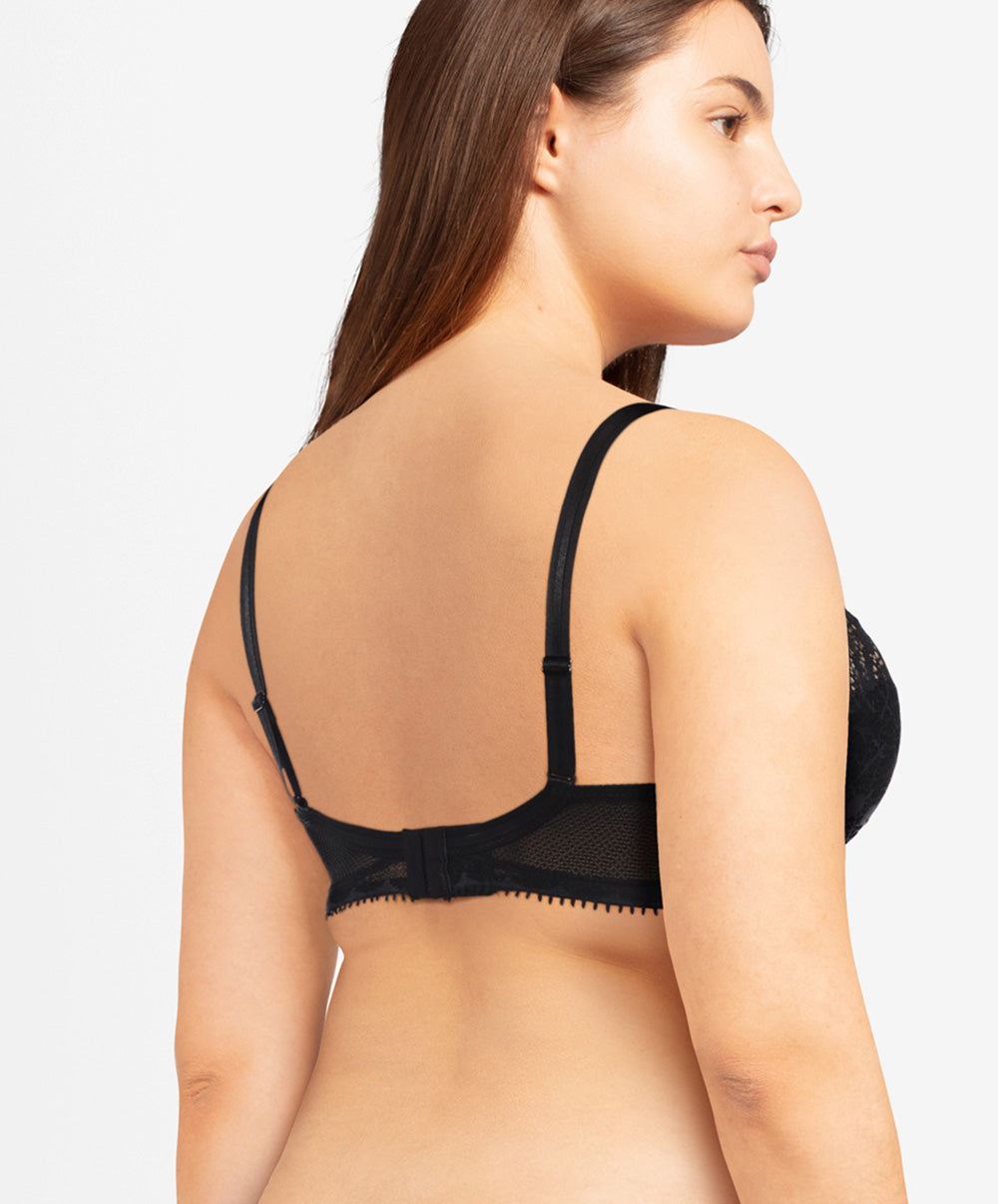 Soutien-gorge spacer triangle plunge Chantelle Day to Night noir C15F70-011