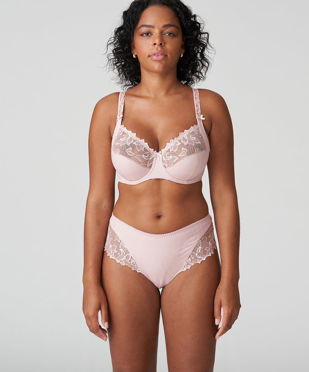 String "Luxueux" dentelle PrimaDonna Deauville vintage pink 0661816-VIP