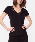 T-shirt manches courtes col en V Antigel de Lise Charmel Simply Perfect noir ENA9106-NO face