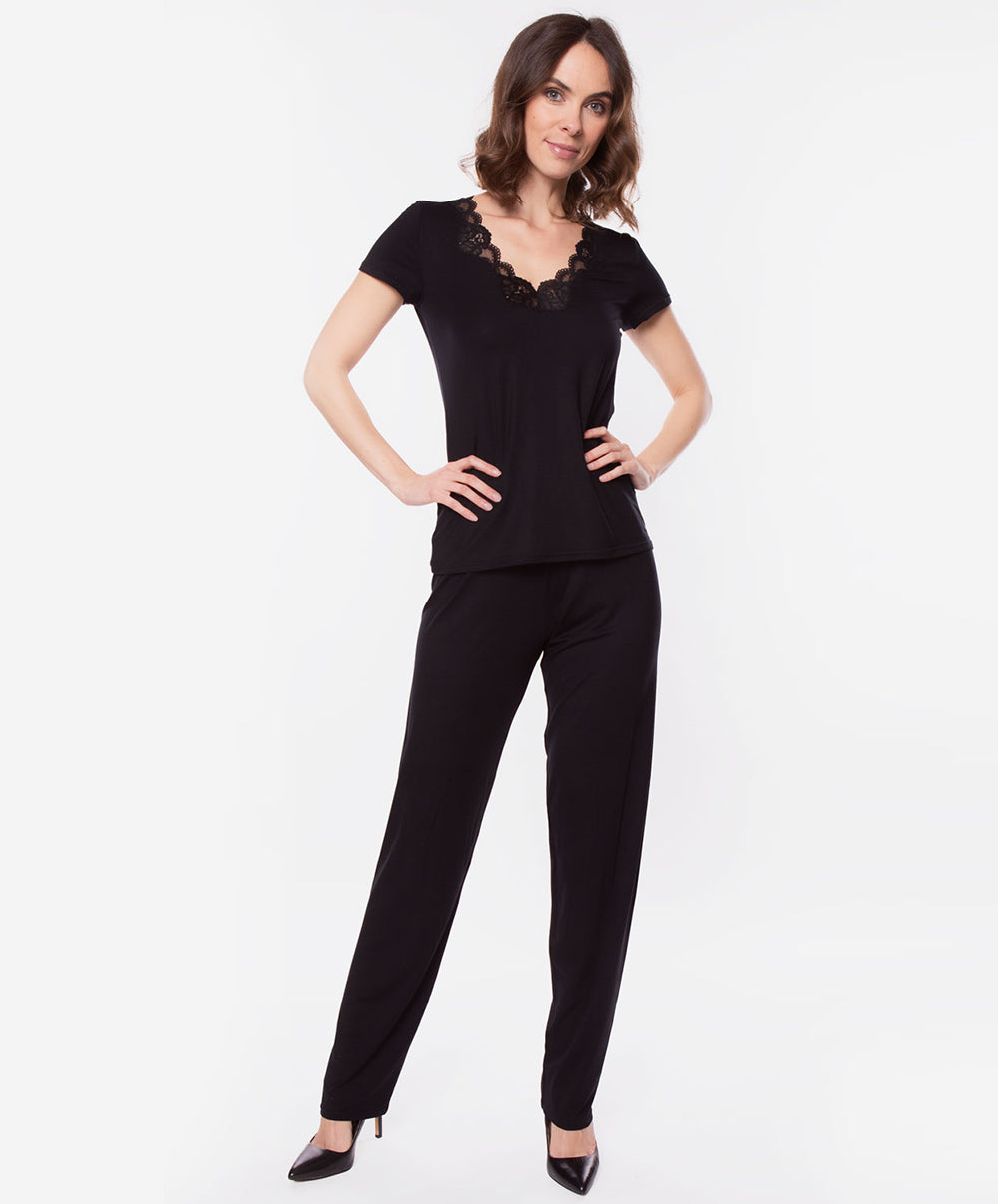 T-shirt manches courtes col en V Antigel de Lise Charmel Simply Perfect noir ENA9106-NO face