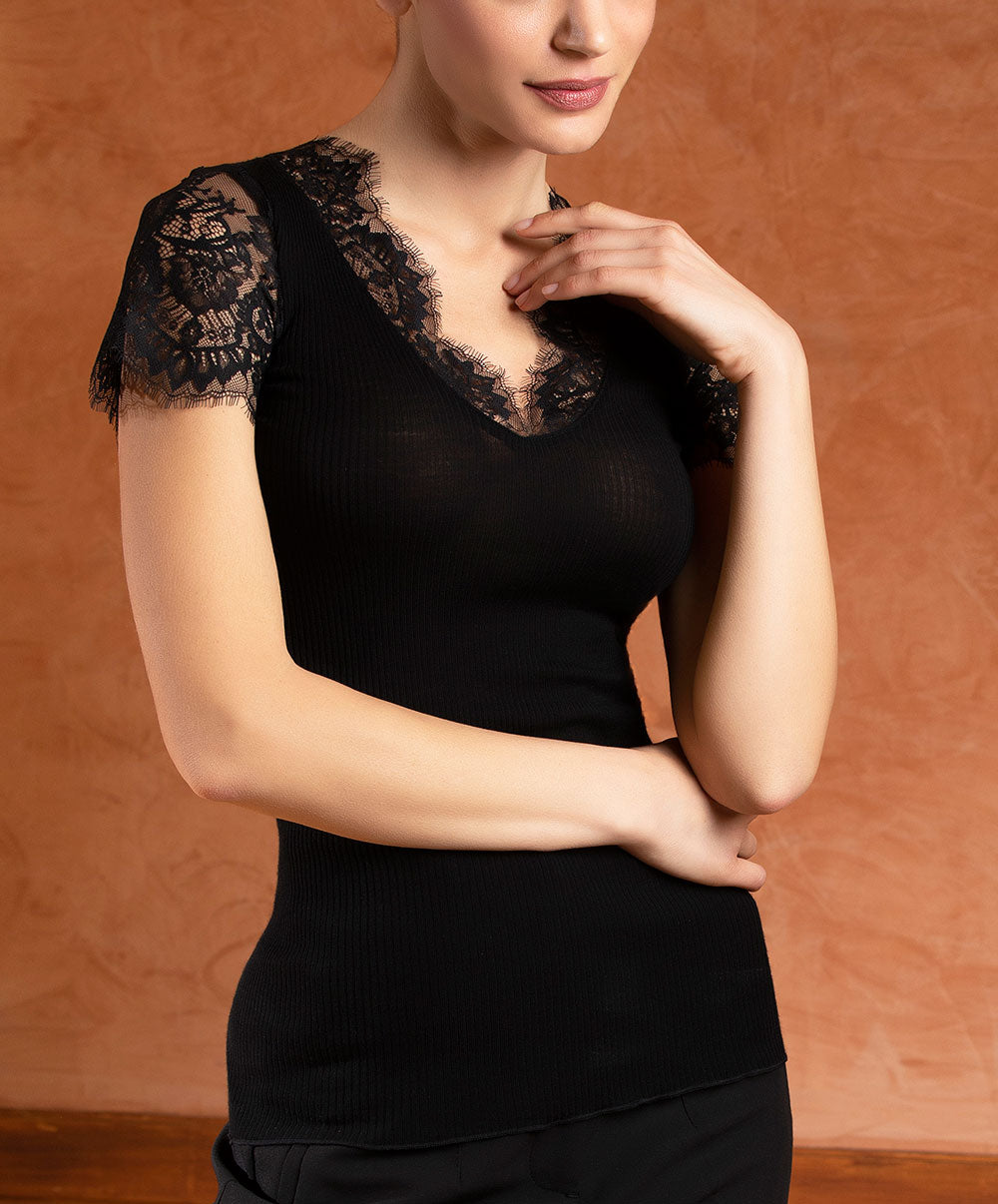 Top manches courtes laine et soie "Bien-être" Lise Charmel Plaisir Caresse noir ANJ9110-NO
