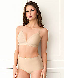 WACOAL - Classic Reinvention chair