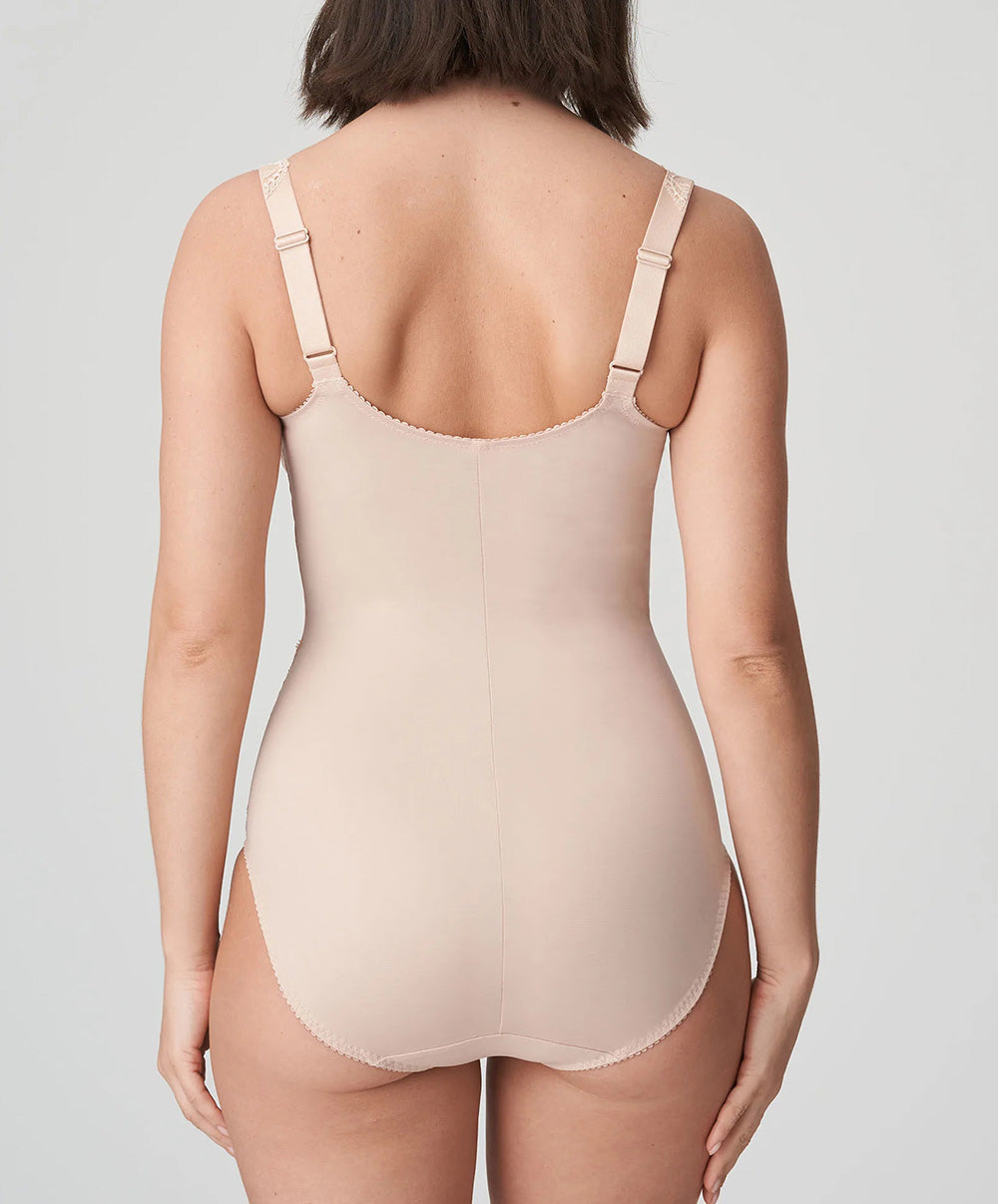 Body galbant à bonnets emboitants dentelle PrimaDonna Madison café latte 0462120-CAL