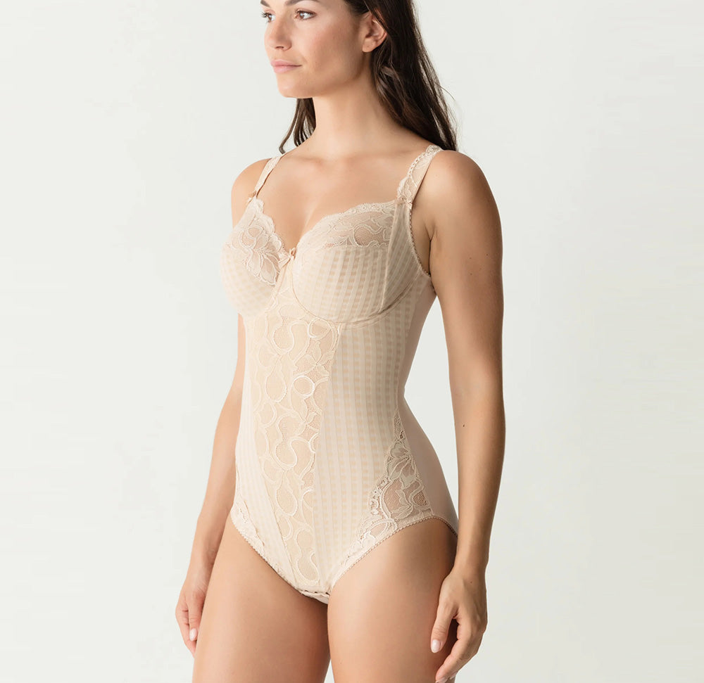 Body galbant à bonnets emboitants dentelle PrimaDonna Madison café latte 0462120-CAL