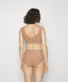 Brassière paddée col V Chantelle Soft Stretch café latte C16A10-02T
