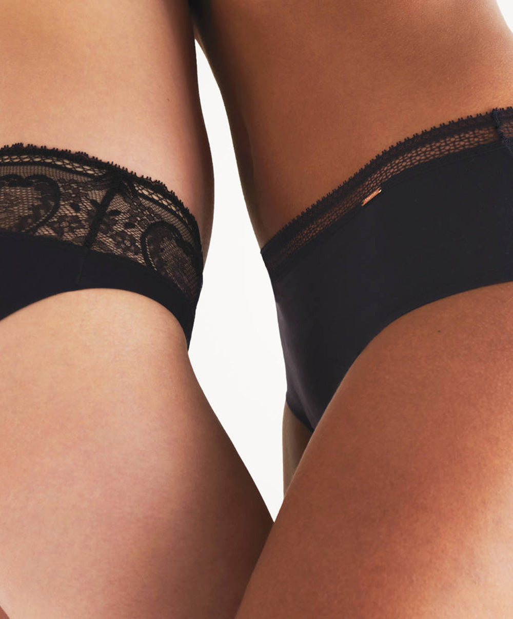 Culotte menstruelle graphique forme shorty Chantelle Chantelle Life noir C16L40-011