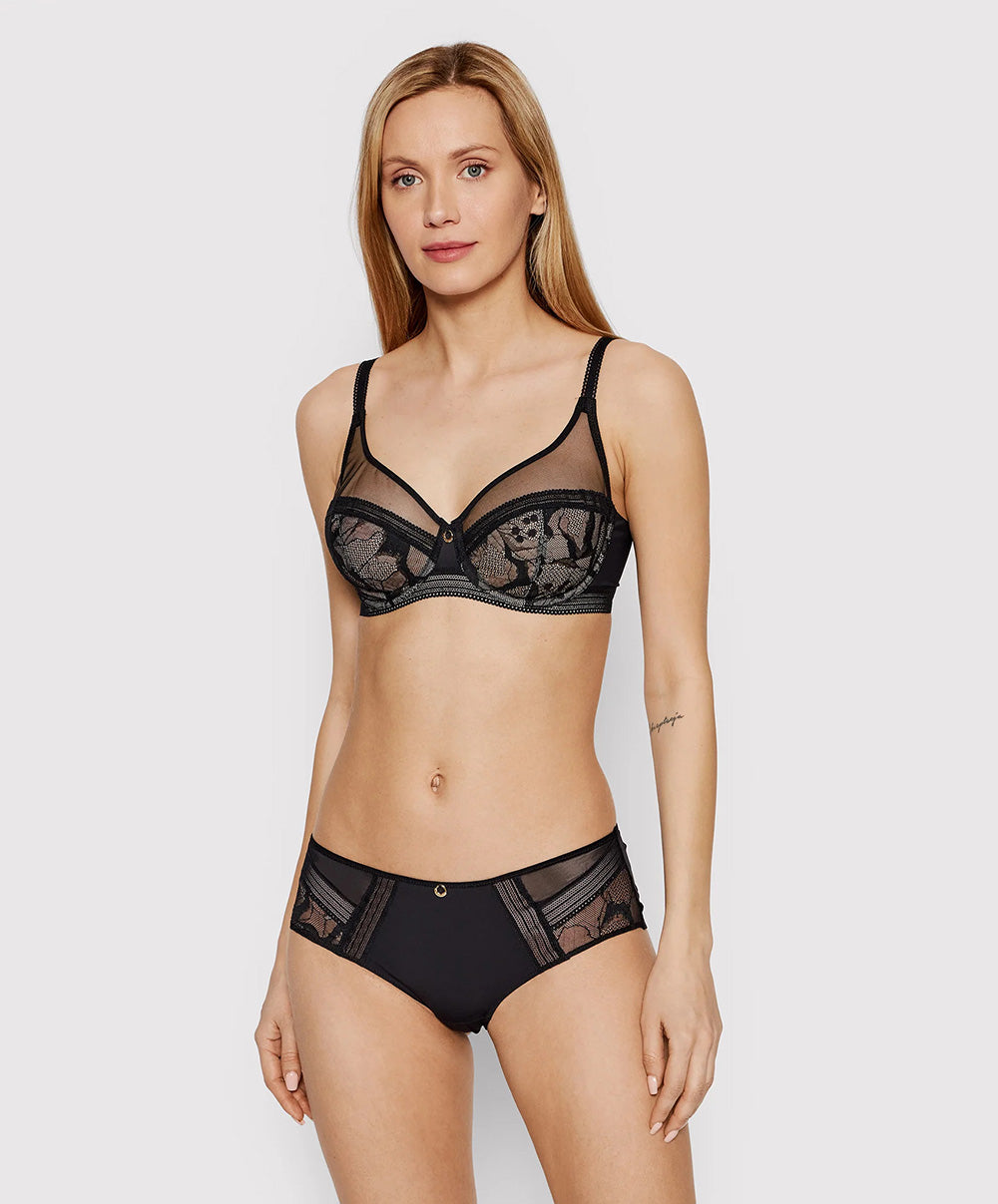 Shorty Chantelle True Lace noir C11M40-011