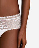 Shorty sexy Chantelle Day to Night blanc C15F40-010