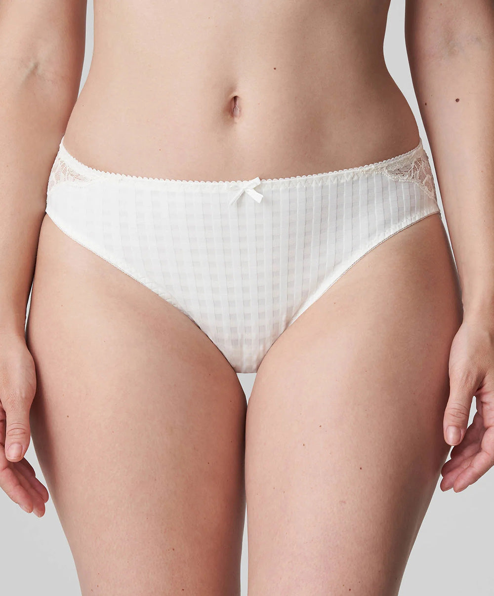 Slip brésilien dentelle PrimaDonna Madison naturel 0562125-NAT