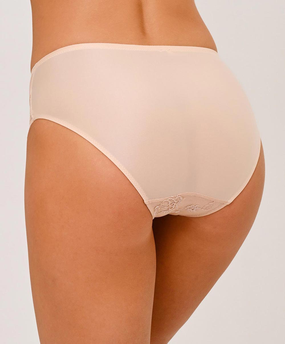 Slip haut dos opaque Lise Charmel Sublime en Dentelle nude sublime ACH0313-NS