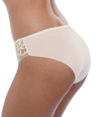 Slip Lace Essentiel crème poudre Wacoal