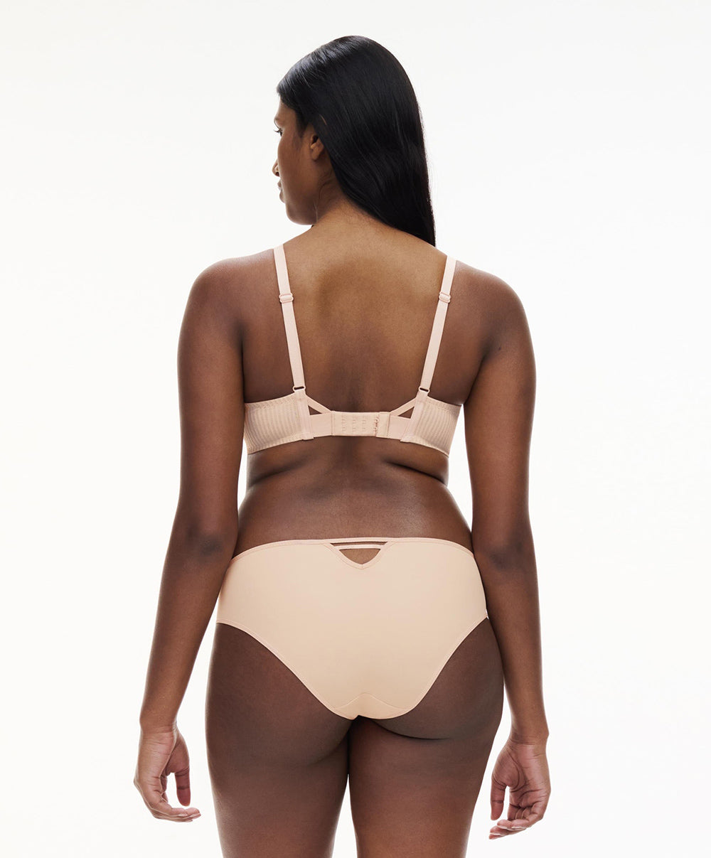 Soutien-gorge armature très enveloppant Chantelle Spice clay nude noir C22BMU-0JK