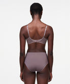 Soutien-gorge armatures grande taille Chantelle Luminesce terre d'ombre sauvage C19K10-0C1