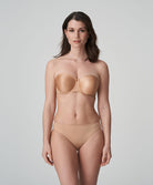 Soutien-gorge bandeau moulé lisse bretelles amovibles invisible à armatures PrimaDonna Satin cognac 0161331-COG