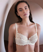 Soutien-gorge armatures classique Wacoal Eglantine gardenia WEBFA662-GAD