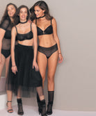 Soutien-gorge coque Antigel de Lise Charmel Intermède Sexy noir ECG3682-3882-NO