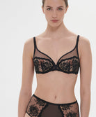 Soutien-gorge décolleté plongeant à armatures Simone Pérèle Intrigue noir 1E2319-015