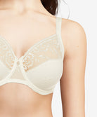 Soutien-gorge sans armatures Chantelle Every curve milk ivoire C16B20-0LW
