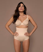 Soutien-gorge moulé à armatures non paddé Wacoal Inès Secret frappe WE601009-FRP