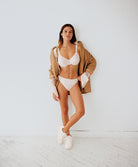 Soutien-gorge moulé enveloppant avec armatures Chantelle Hedona ivoire C20310-035