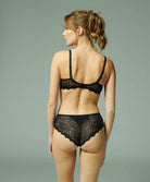 Soutien-gorge moulé padding spacer forme corbeille Simone Pérèle Caresse noir 12A343-015