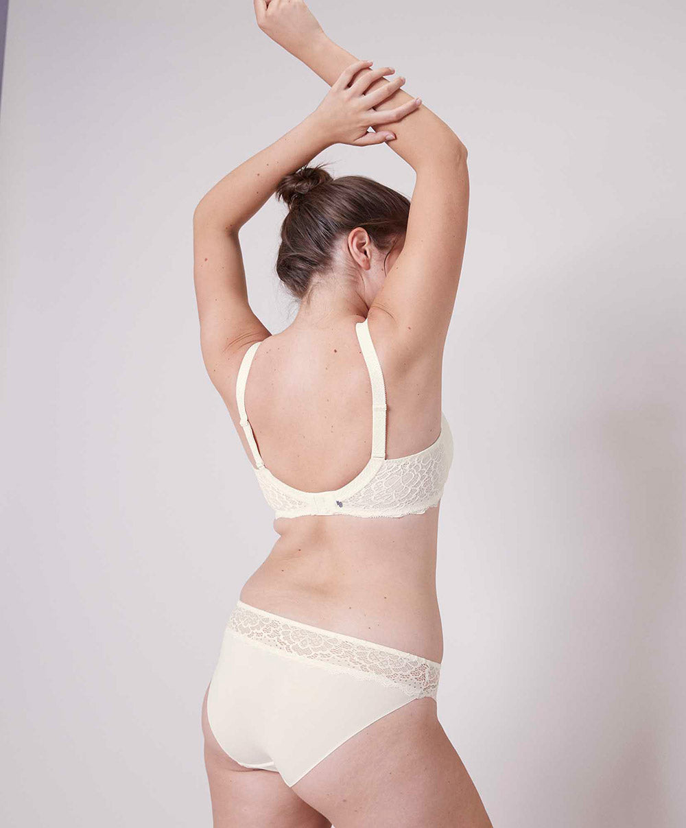 Soutien-gorge moulé padding spacer forme corbeille Simone Pérèle Caresse naturel 12A343-030