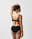 Soutien-gorge moulé spacer couvrant Chantelle Chic Essential noir C16G70-011