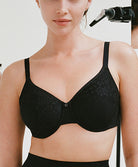 Soutien-gorge moulé très enveloppant grande taille Chantelle Comfort Chic noir C18J20-011
