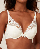 Soutien-gorge push-up triangle décolleté plongeant Simone Pérèle Wish naturel 12B347-030