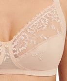 Soutien-gorge sans armatures Chantelle Every curve beige doré C16B20-01N
