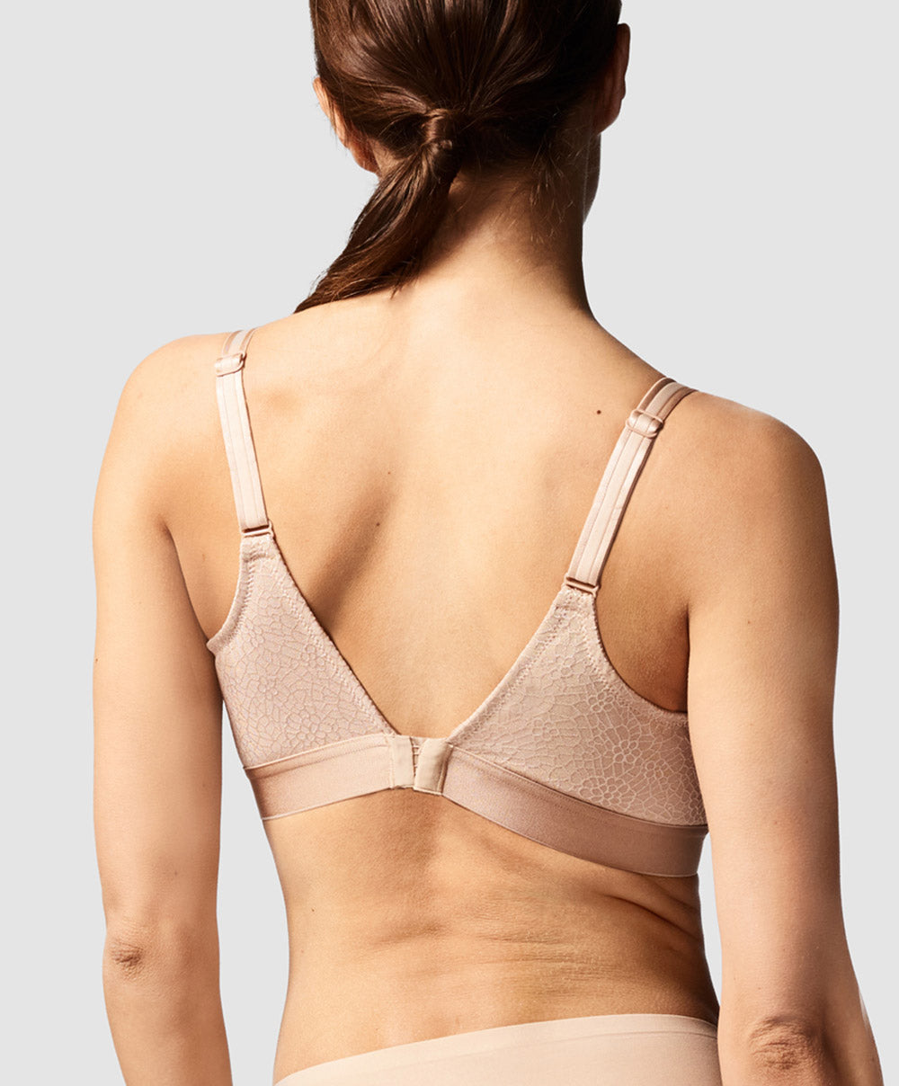 Soutien-gorge sans armatures grande taille Chantelle C Magnifique nude C18920-0WU