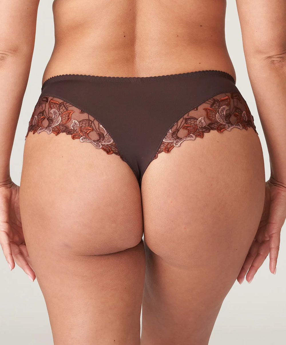 String "Luxueux" dentelle PrimaDonna Deauville ristretto 0661816-RIS