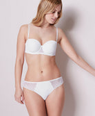 String Simone Pérèle Délice blanc 12X700-011