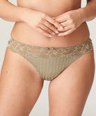 Tanga dentelle PrimaDonna Madison golden olive 0662125-GOO