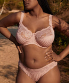 Tanga dentelle PrimaDonna Madison rose poudré 0662125-PWD
