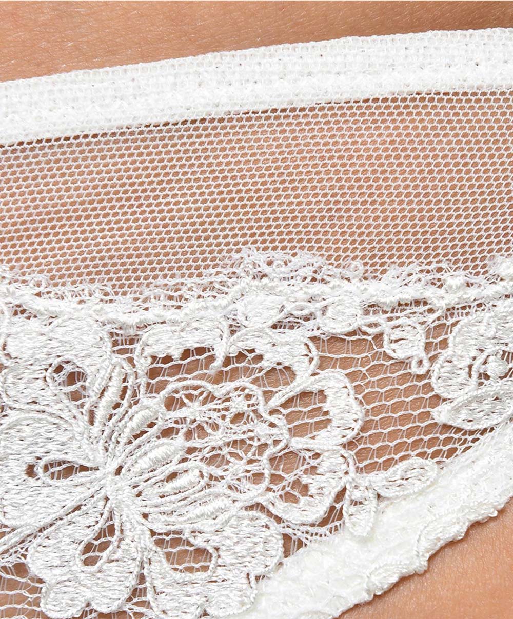 Tanga en soie Lise Charmel Exception Charme nacre ACS0002-NA