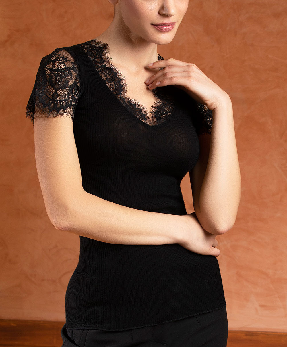 Top manches courtes laine et soie "Bien-être" Lise Charmel Plaisir Caresse noir ANJ9110-NO
